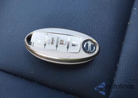 2019 Nissan Kicks Sr z USA, uszkodzony, nr VIN 3N1CP5CU2KL526322